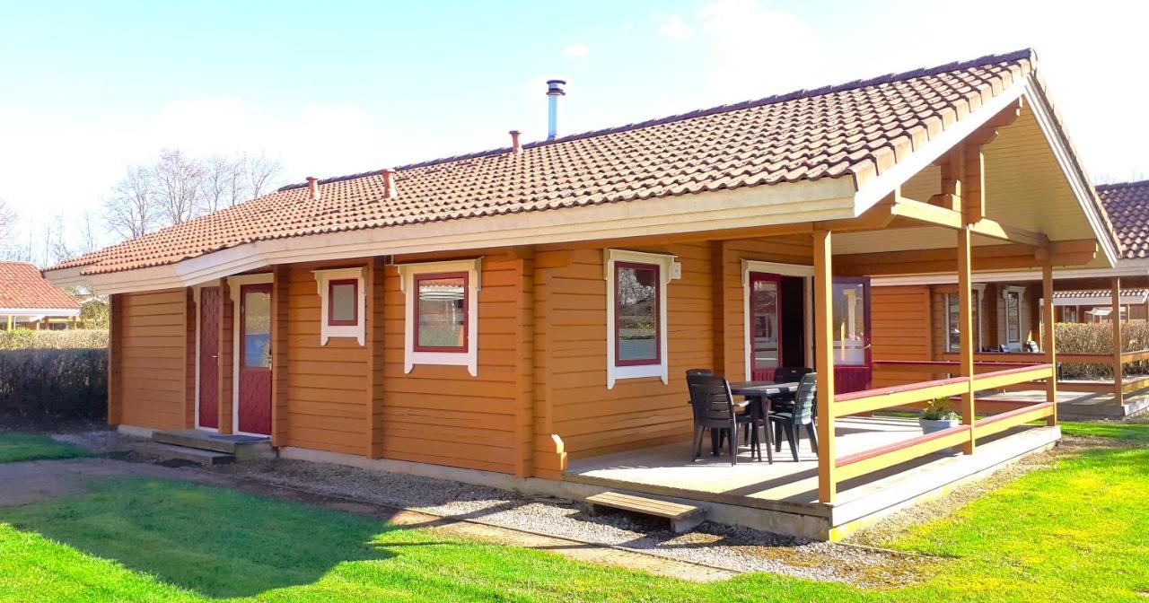 Lupine Lodge Gramsbergen Exteriör bild